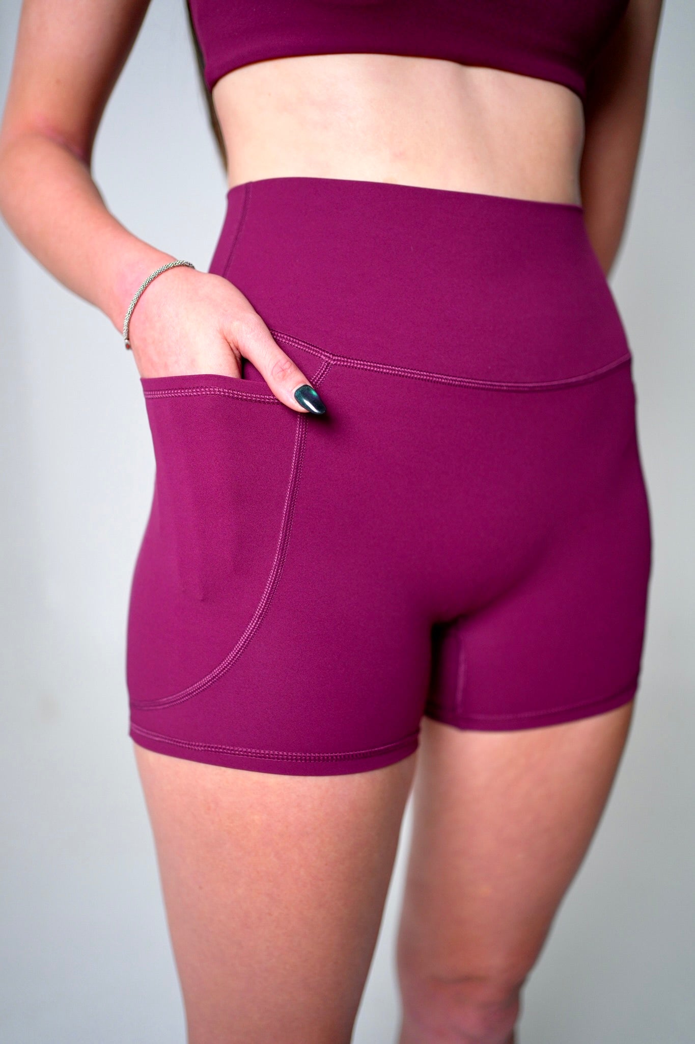 Poise Short Set